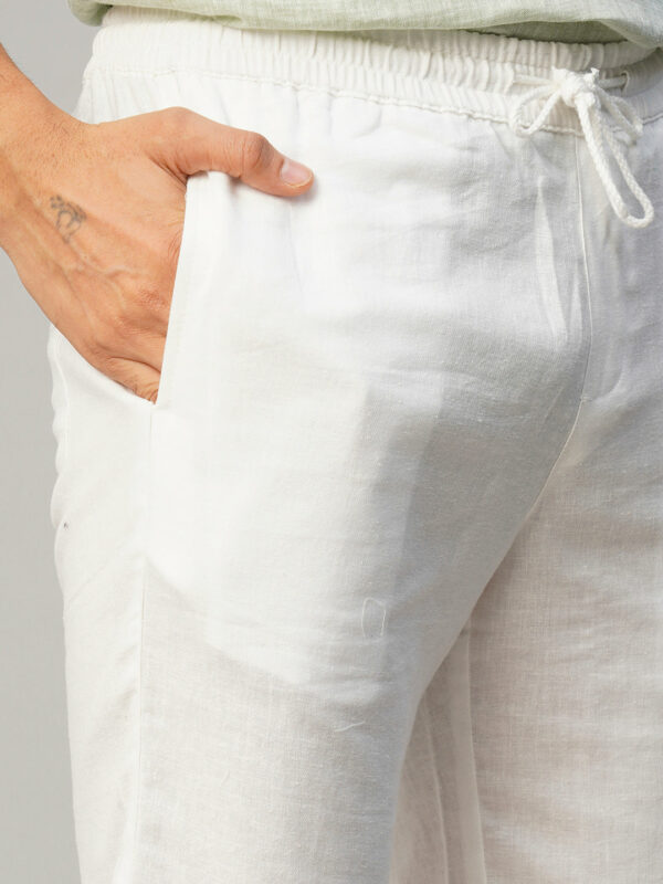 Men's White Cotton Linen Regular Fit Shorts